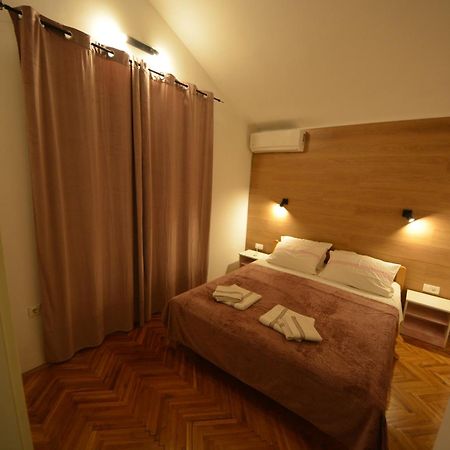 Apartman Milosevic Kotor Exteriör bild